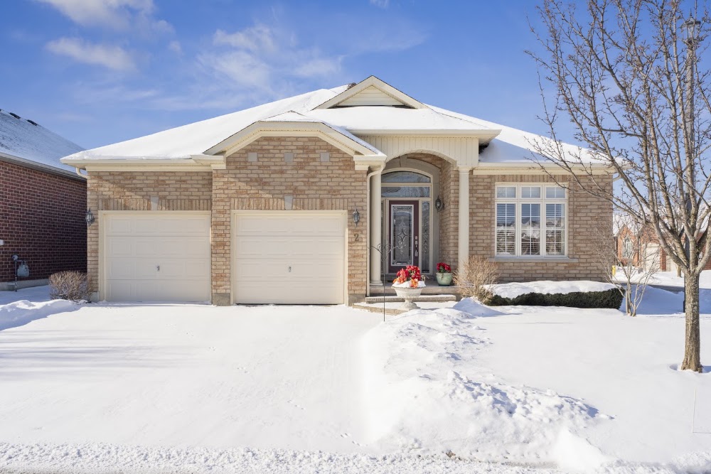RE/MAX Realtron TurnKey Realty, Jennifer Clements Broker of Record - Newmarket
